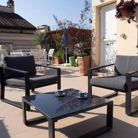Apartman Terrace On The Monuments Of